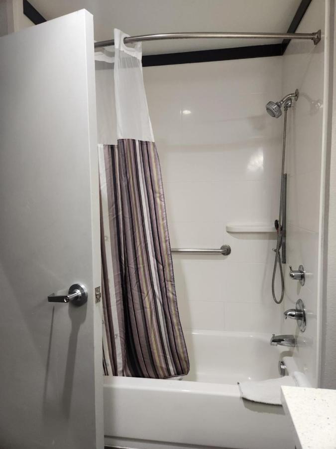 La Quinta By Wyndham Dallas Grand Prairie North Eksteriør billede